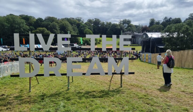 Tunes in the Park Entrance