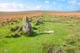 Triangular End Stone